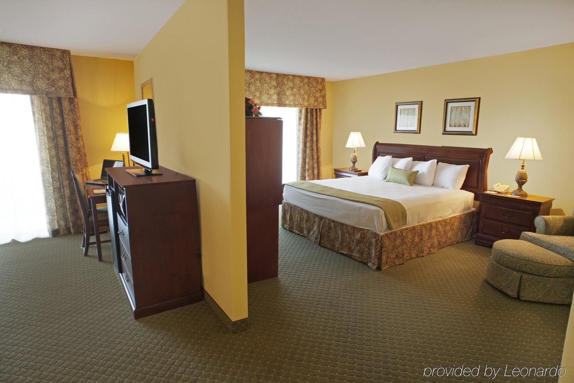 Fredericksburg Hospitality House Hotel Номер фото