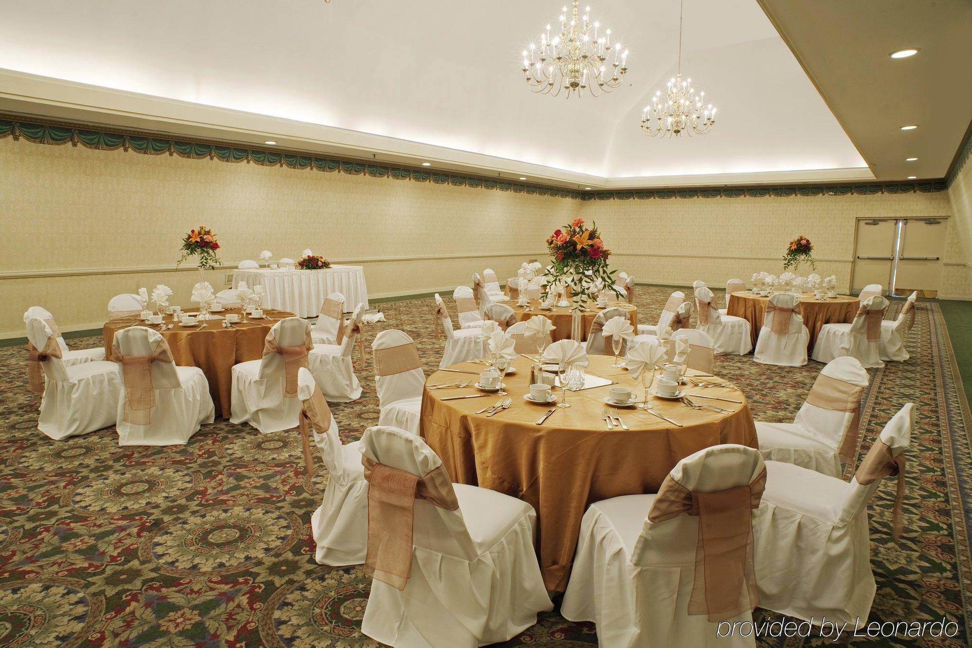 Fredericksburg Hospitality House Hotel Ресторан фото